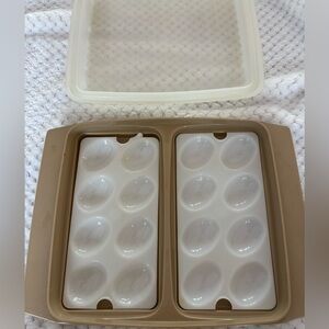 Vintage Tupperware Deviled Egg Keeper Carrier Tray Container Harvest Gold 723-3